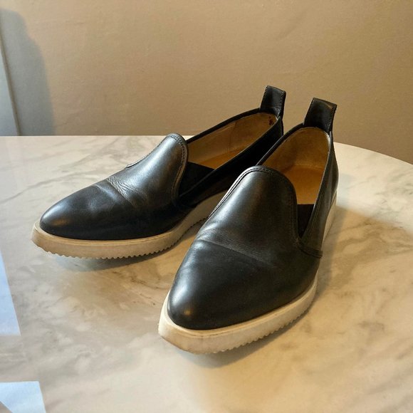 Everlane Leather Street Shoe in Black - Picture 3 of 5
